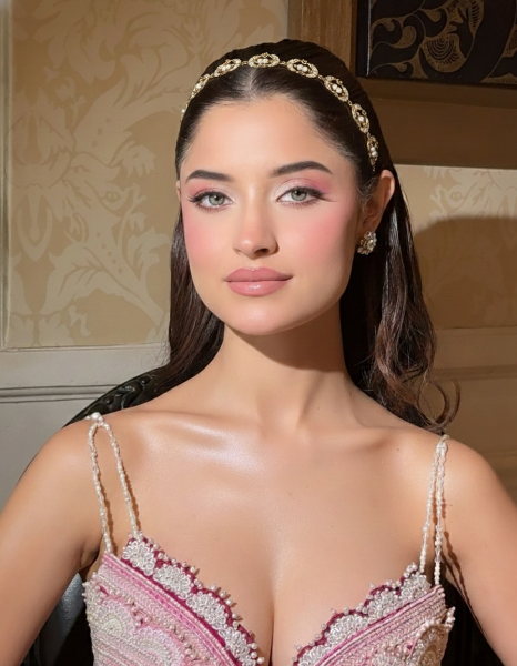 Metal Kundan Studded Handcrafted Hairband