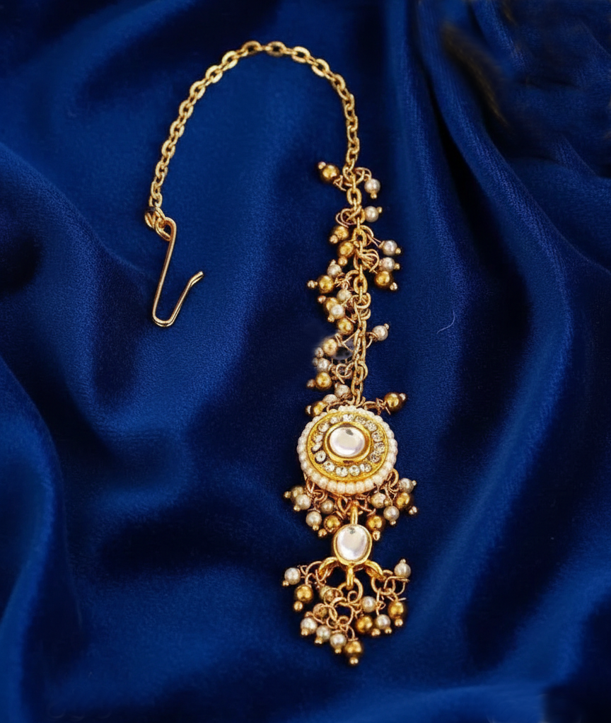 Handmade Kundan Set With Necklace, Earrings And Maangtika