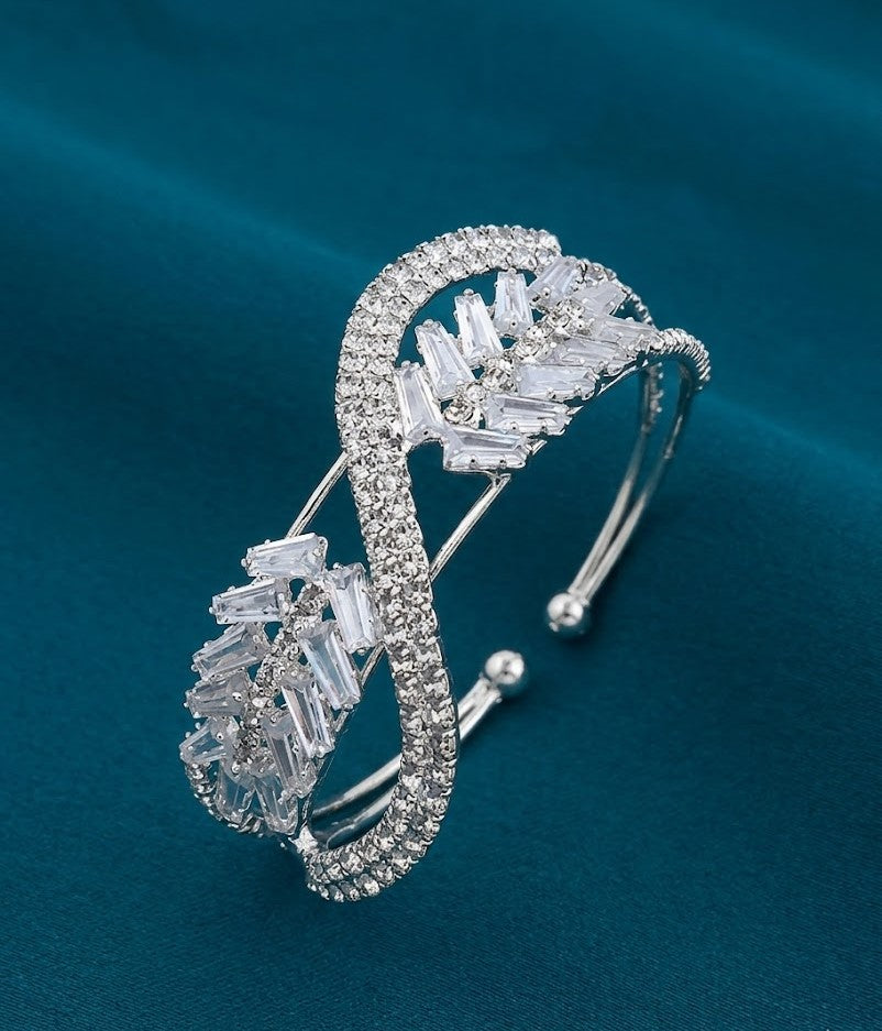 Luxury Crystal Watch & Bracelet Set