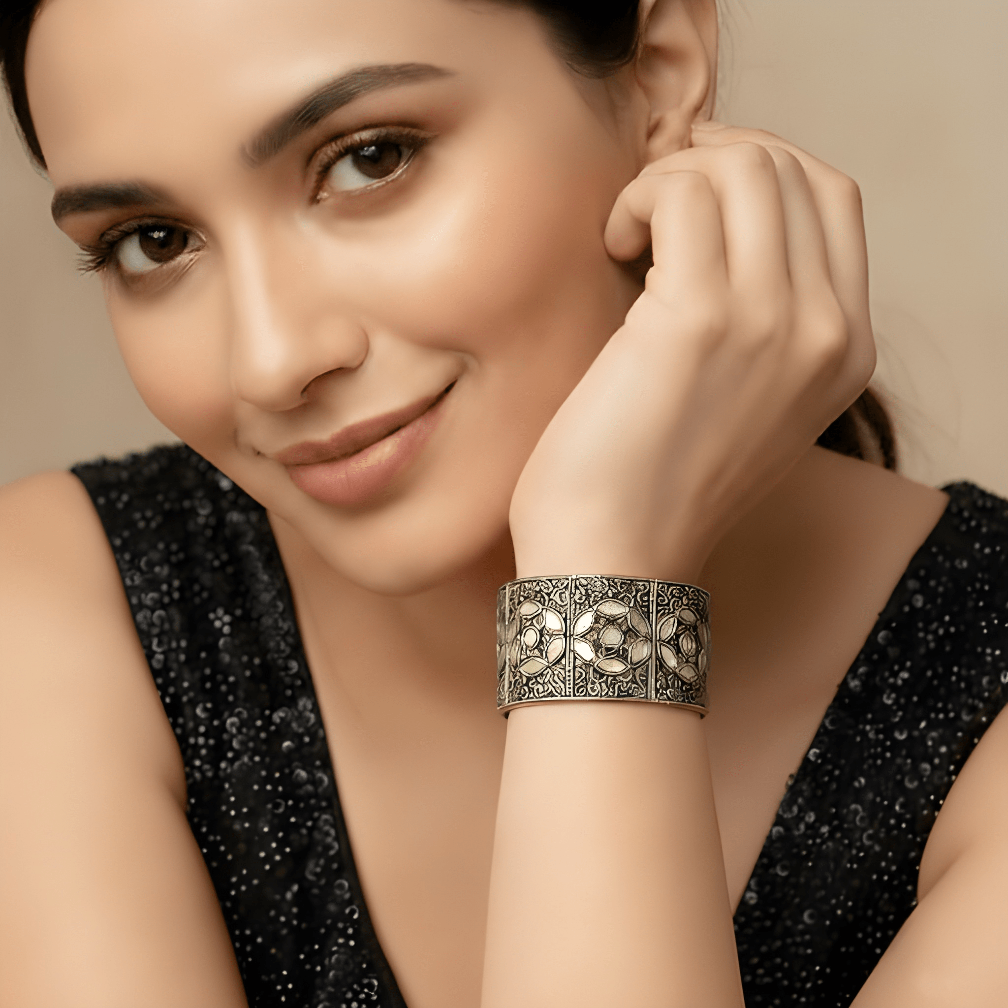 Silver Oxidized Afghani Traditional Mirror Work Stretch Bracelet
